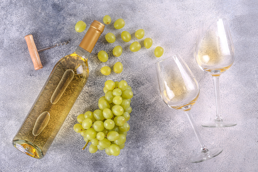 Chardonnay: caratteristiche, tipologie e abbinamenti perfetti Chardonnay: caratteristiche, tipologie e abbinamenti perfetti